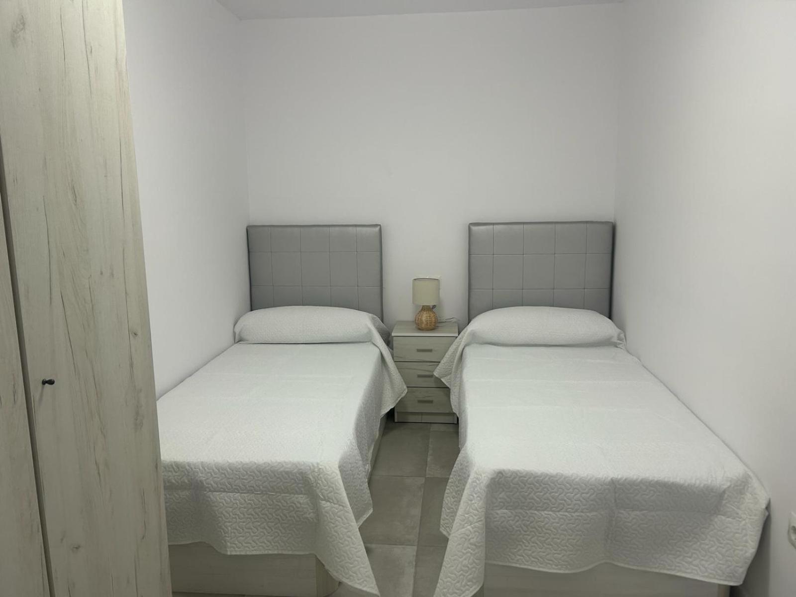 Apartamentos Milano Рокетас-де-Мар Экстерьер фото